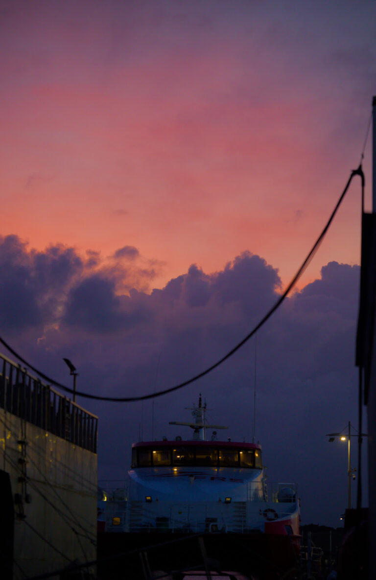 Inequal access to necessities in Les Saintes.